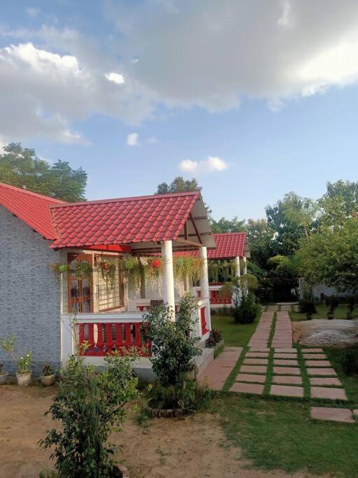 فيلا Achal Farm जंगल में मंगल غورغاون المظهر الخارجي الصورة