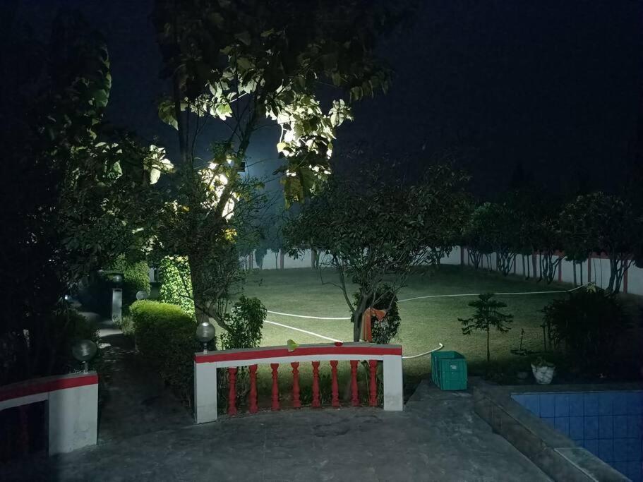فيلا Achal Farm जंगल में मंगल غورغاون المظهر الخارجي الصورة